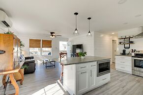 1 Block to Beach: Home w/ Patio in Murrells Inlet!