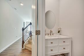 Modern Townhome w/ Private Yard in Kernersville!