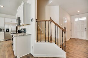 Modern Townhome w/ Private Yard in Kernersville!