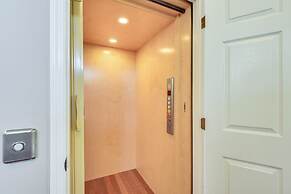 Dock, Kayaks & On-site Pond: Terra Ceia Home