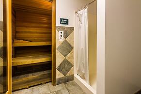 Phoenix West Condominiums