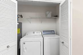 Phoenix West Condominiums