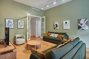 Superb Apartment Arc de Triomphe/ Trocadero