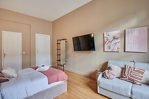 Superb Apartment Arc de Triomphe/ Trocadero