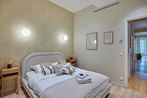 Superb Apartment Arc de Triomphe/ Trocadero