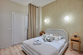 Superb Apartment Arc de Triomphe/ Trocadero