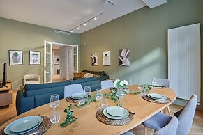 Superb Apartment Arc de Triomphe/ Trocadero