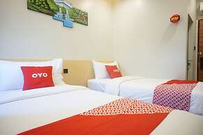 OYO 92956 Travelbiz Hotel
