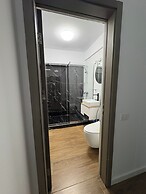 Signature Promenada Hotel-Apartments