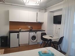 Signature Promenada Hotel-Apartments