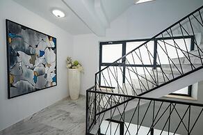 Signature Promenada Hotel-Apartments