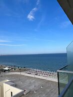 Signature Promenada Hotel-Apartments