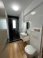 Signature Promenada Hotel-Apartments