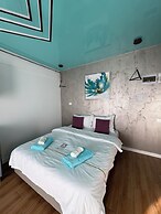 Signature Promenada Hotel-Apartments