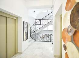 Signature Promenada Hotel-Apartments