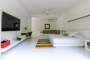 w Beautiful 4BR Villa at Mesa de Yeguas