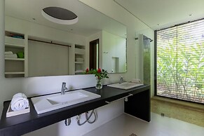 w Beautiful 4BR Villa at Mesa de Yeguas