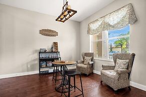 Upstay - Waterside Home With Pool and Hot Tub