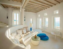 Elegant Villa With View