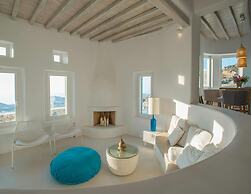 Elegant Villa With View