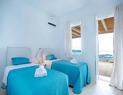 Elegant Villa With View