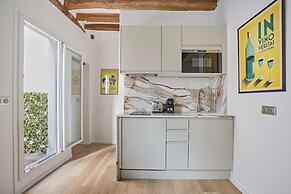 Eiffel Tower Apartment/invalide