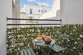 Eiffel Tower Apartment/invalide