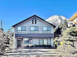 Lakepia Angel Yamanaka Lake