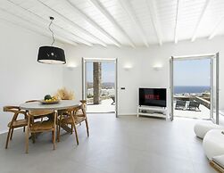 Pristine Villa With Swimming Pool