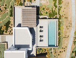 Pristine Villa With Swimming Pool