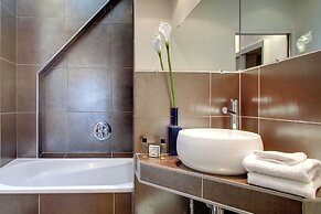 Paris St Germain Duplex Residence