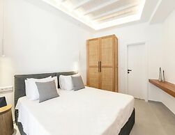 Unique Cycladic Villa With Pool