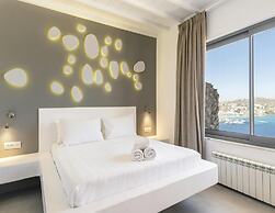 Unique Cycladic Villa With Pool