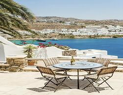 Unique Cycladic Villa With Pool