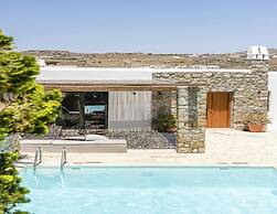 Unique Cycladic Villa With Pool