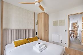 Apartment Center of Paris