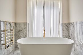 Incredible Le Marais Apartment With Terrace