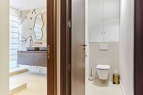 Sublime 3 Bedrooms Apartment Center of Paris