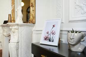 Sumptuous Apartment Louvre Museum Concorde