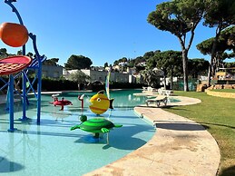 Bungalow Near Pals Beach & Pool