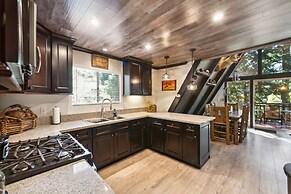 A-frame Hideaway 3 Bedroom Cabin