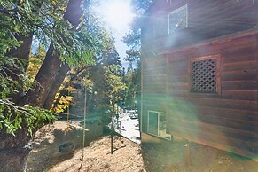 A-frame Hideaway 3 Bedroom Cabin