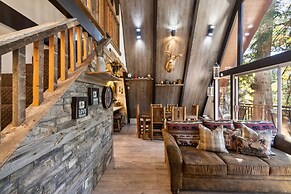 A-frame Hideaway 3 Bedroom Cabin