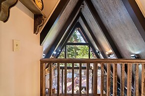 A-frame Hideaway 3 Bedroom Cabin