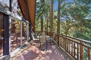 A-frame Hideaway 3 Bedroom Cabin