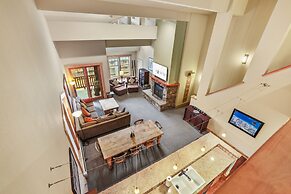 Grandeur at Elevation 3 Bedroom Loft 3 Condo