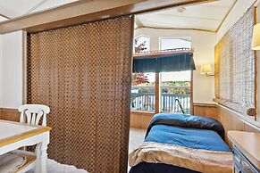 Lakefront Retreat In Badin Shores Resort 2 Bedroom Home