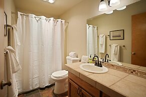 14 Quelah Condo 3 Bedroom Condo