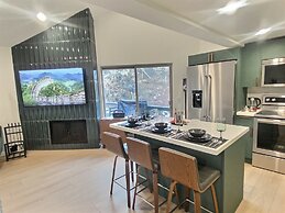 Modern Majesty At Monitor #5 2 Bedroom Townhouse