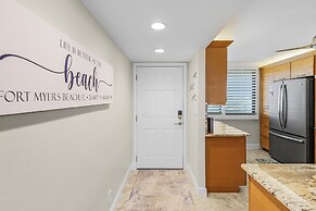 The Palms Of Bay Beach #5d 2 Bedroom Condo